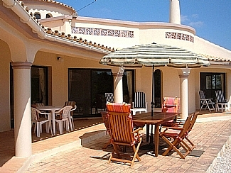 Country Houses to rent in Alte, Algarve, Portugal