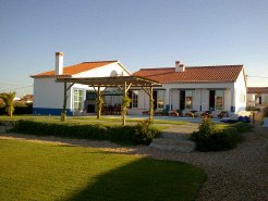 Villas to rent in ALJEZUR, WESTERN ALGARVE, PORTUGAL