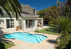 Holiday Rentals & Accommodation - Self Catering - South Africa - Western Cape - Cape Town