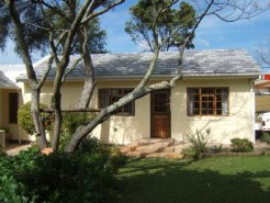Holiday Rentals & Accommodation - Self Catering - South Africa - Southern Suburbs - Cape Town