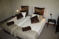 Self Catering to rent in Cape Town, Southern Suburbs, South Africa