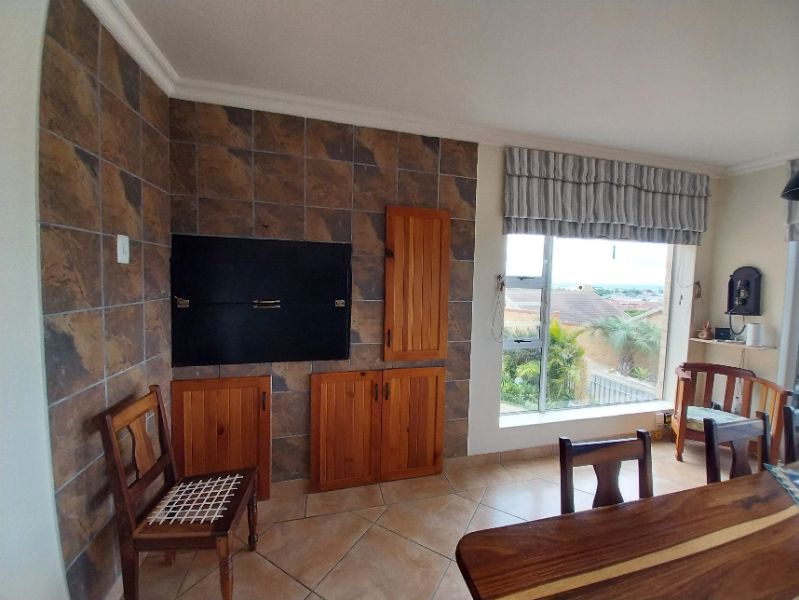 Holiday Duet to rent in Hartenbos, Eden District, South Africa